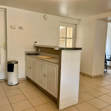 La Belle Des Champs - Maison Avec Terrasse Feriehus